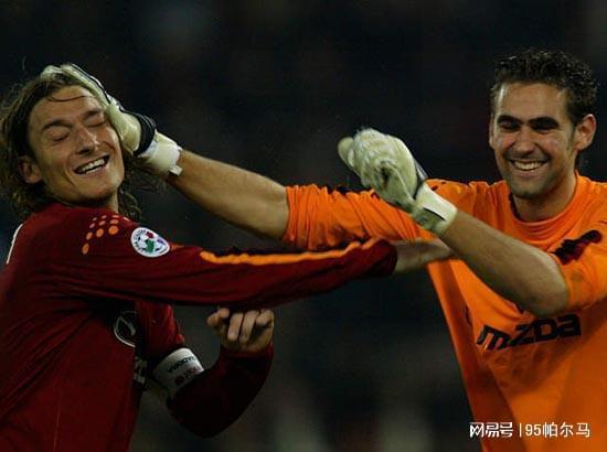 B体育官方网站-卡佩罗信任的门将，年少成名却在罗马神经属性，26岁走下坡路