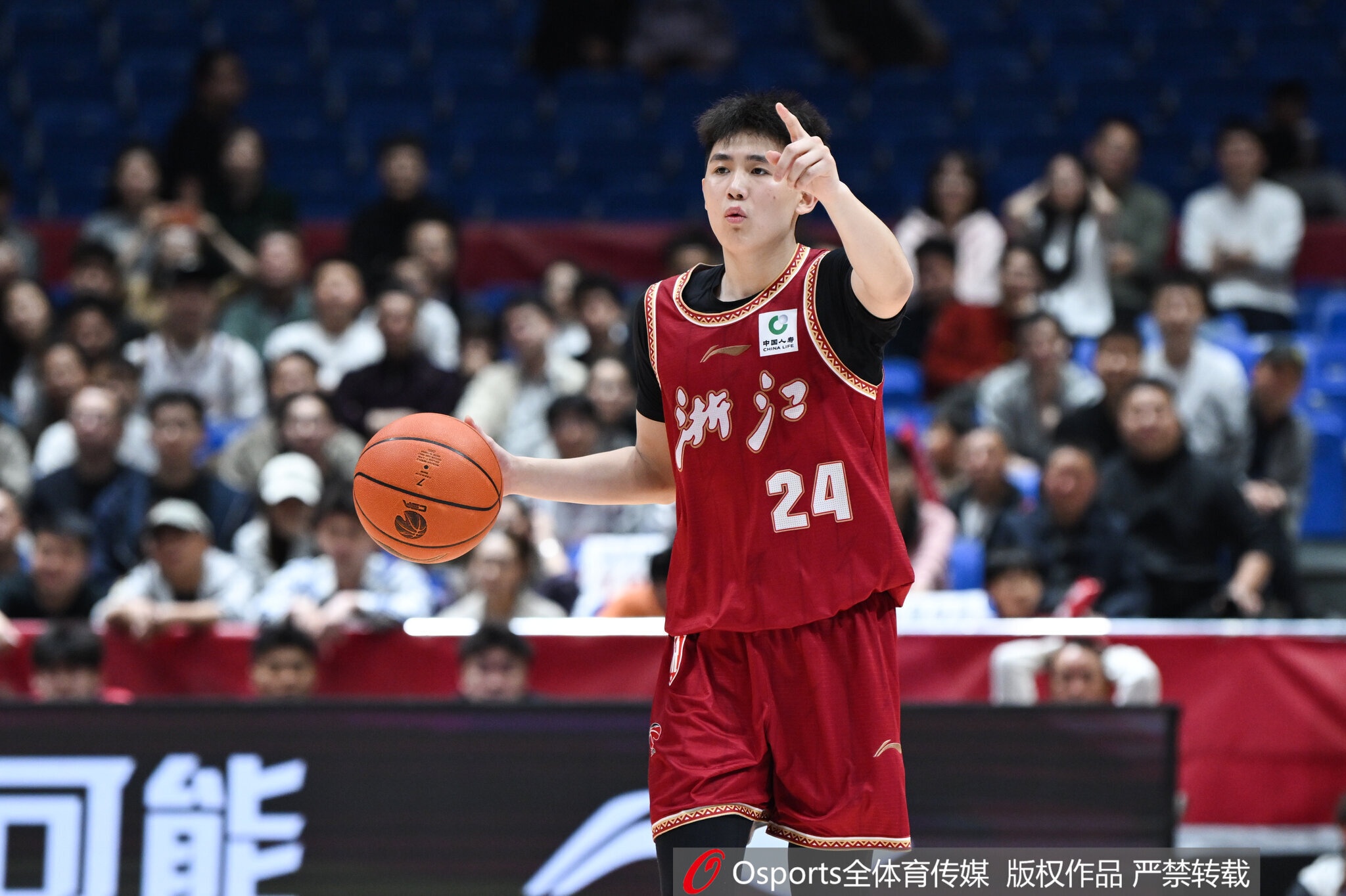 B体育-媒体人：支持李悦洲“美高不如CBA”言论 像林葳直接打NCAA也可以